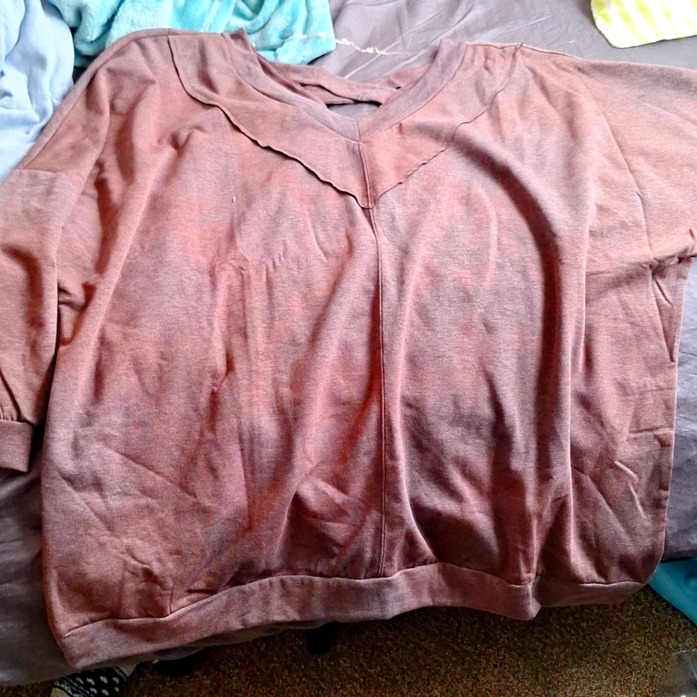 Nwt sweatshirt